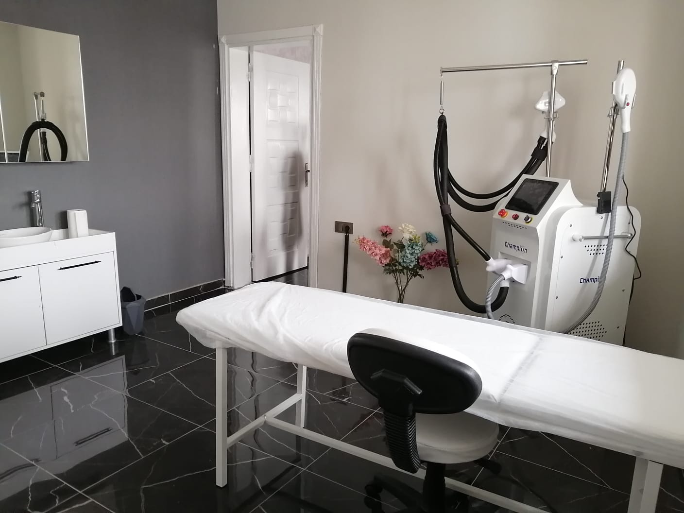 Günışığı Güzellik Salonu Galeri - Salon İçi Görünüm